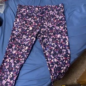 Fabletics Capri Leggings